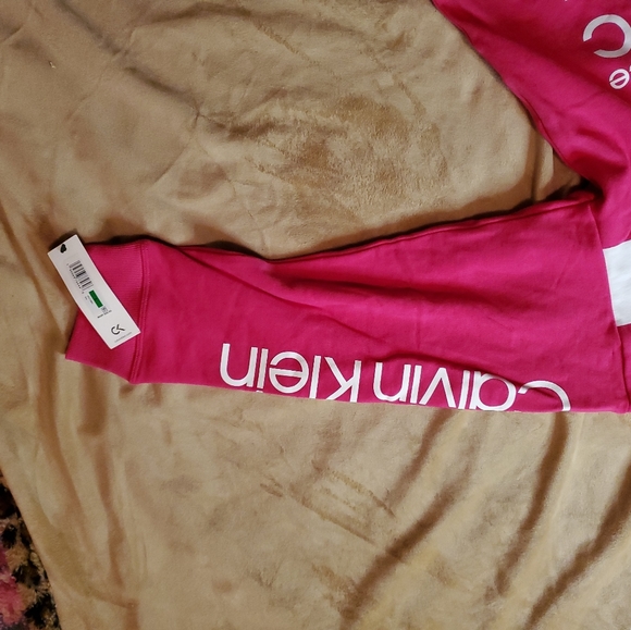 Calvin klein sweater and jogger  Pink size… - Picture 5 of 8